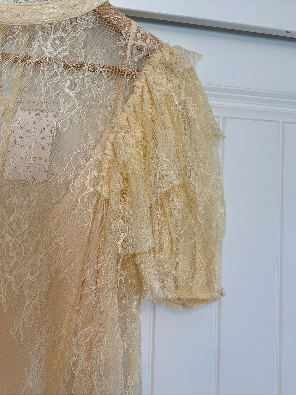 Free People Pale Yellow Lace Puff Sleeve Blouse - Picture 2 of 8